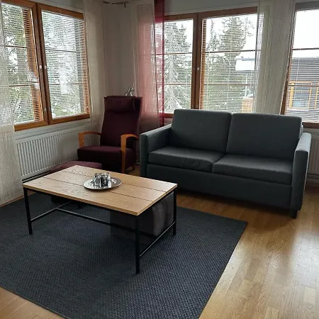 Karhunvartijan Pirtti 5a5 Apartment *